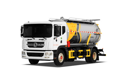 東風D9吸污車 
