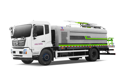 東風天錦光伏清洗車 