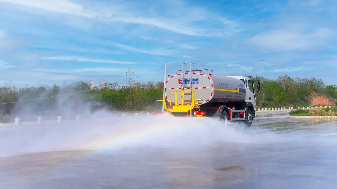 【熱銷推薦】凱力風(fēng)-福田領(lǐng)航ES7綠化噴灑車