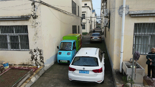 【微型環(huán)衛(wèi)】城市角落垃圾清運不再難！凱力風(fēng)活越神童新能源自裝卸垃圾車分分鐘搞定！